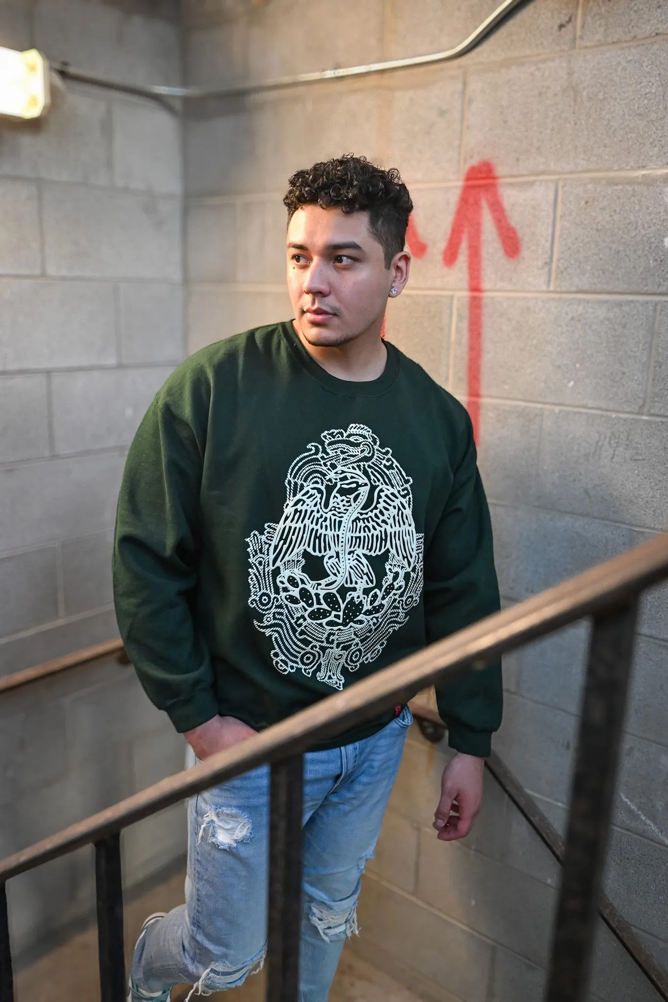Patria Crewneck