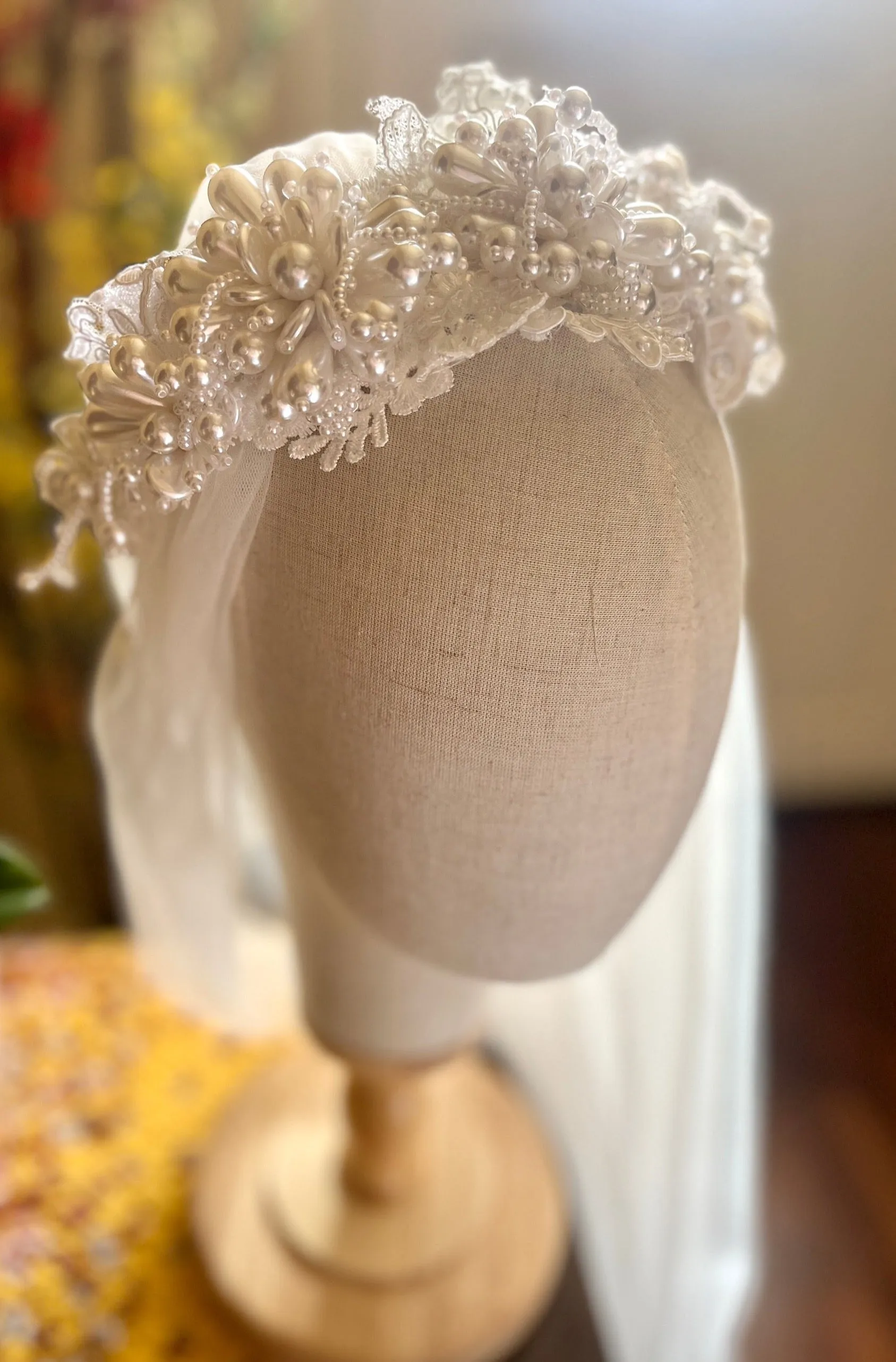 Pearl and Lace Headband Bridal Veil: Turban Headpiece