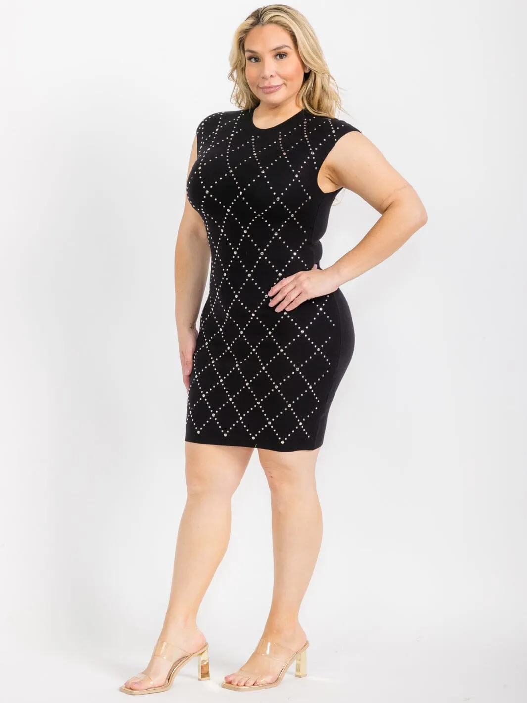 PLUS SIZE SLEEVELESS STUDS DETAILED BODYCON MINI DRESS