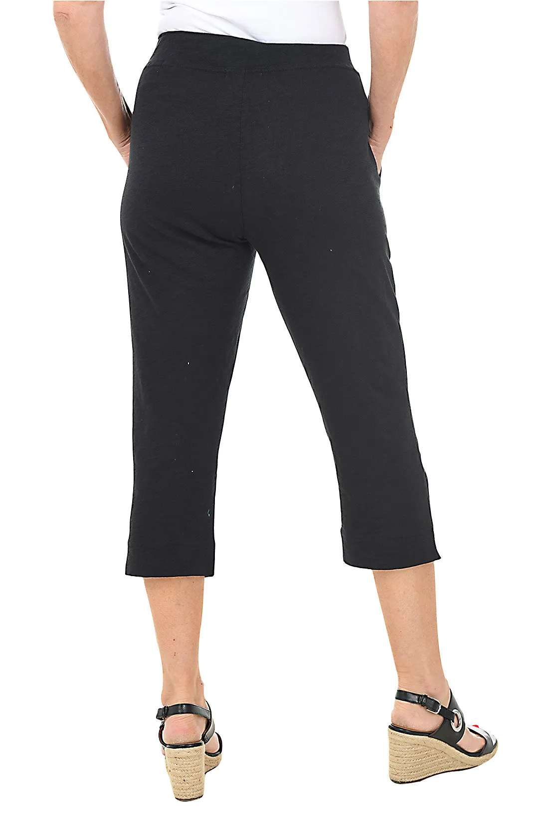 Pull-On Slub Knit Capri Pant