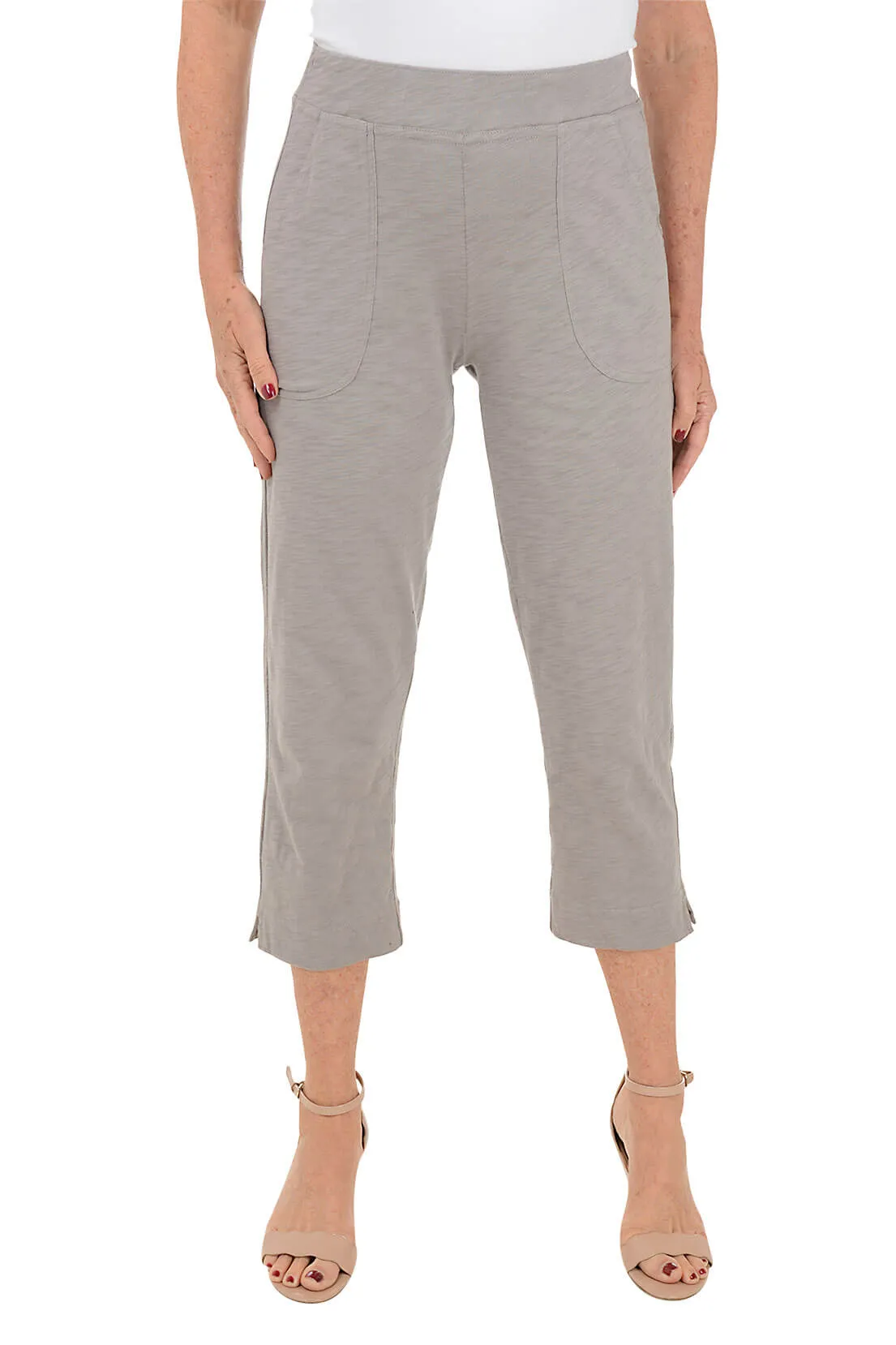 Pull-On Slub Knit Capri Pant
