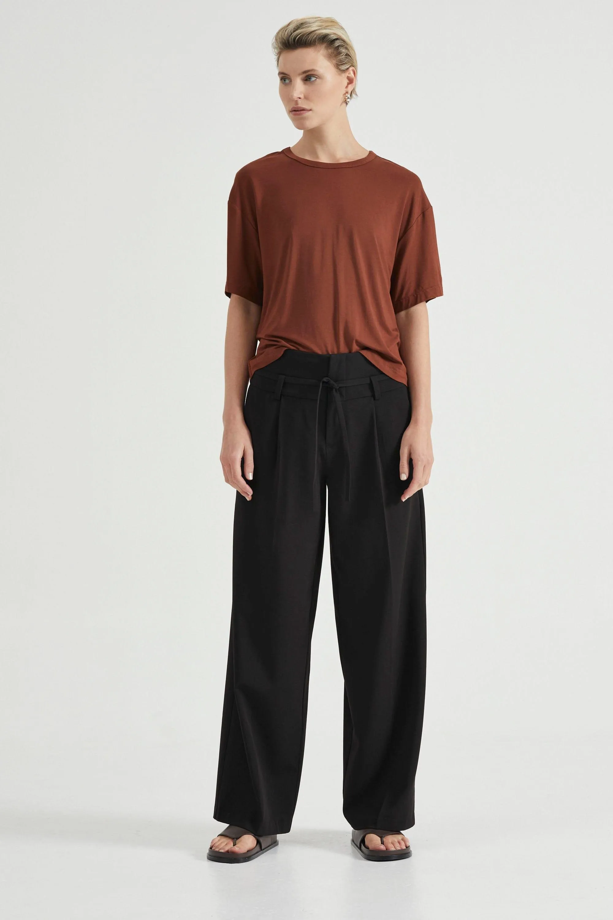 PUSH PULL TEE | CINNAMON