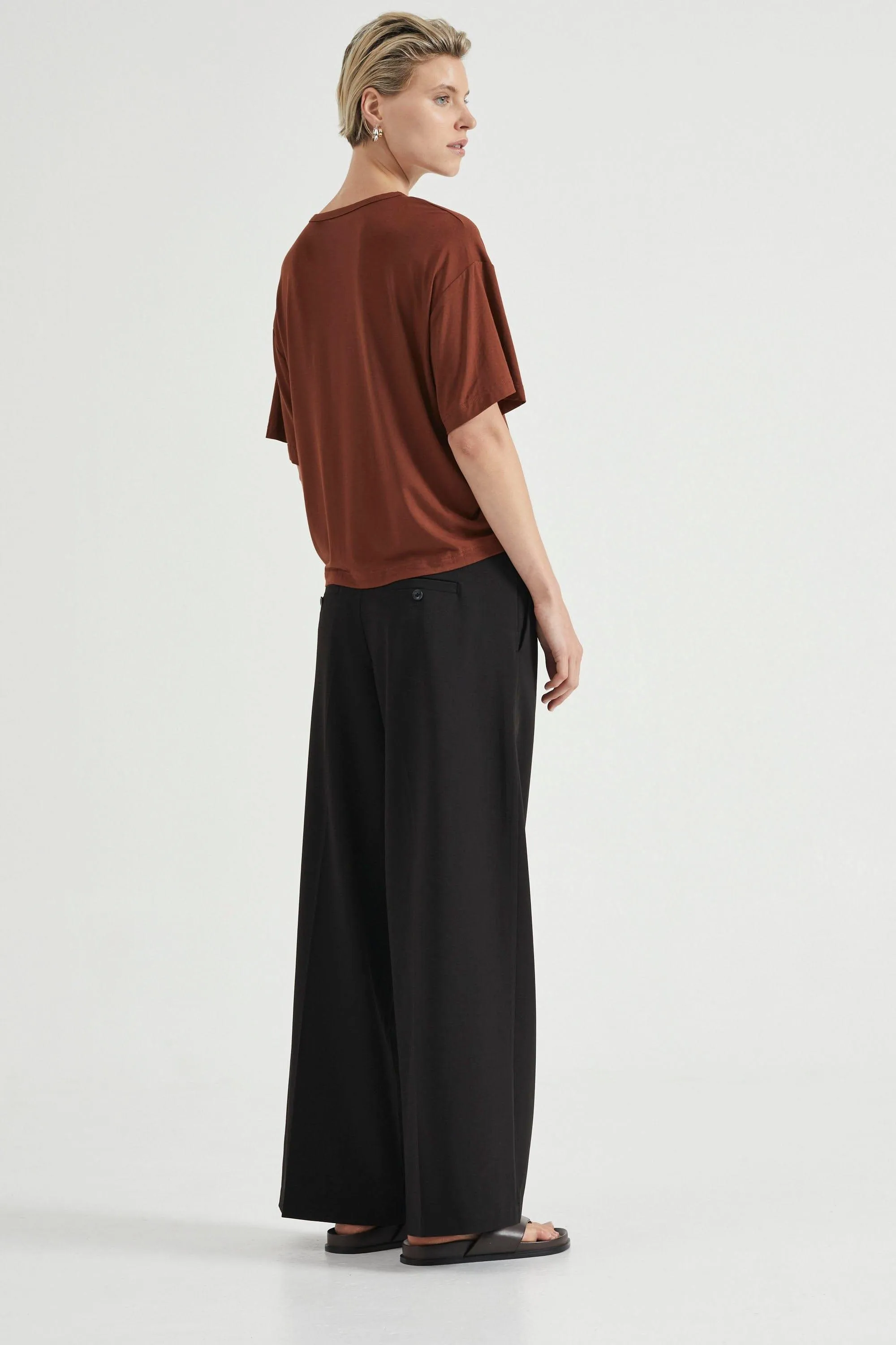 PUSH PULL TEE | CINNAMON