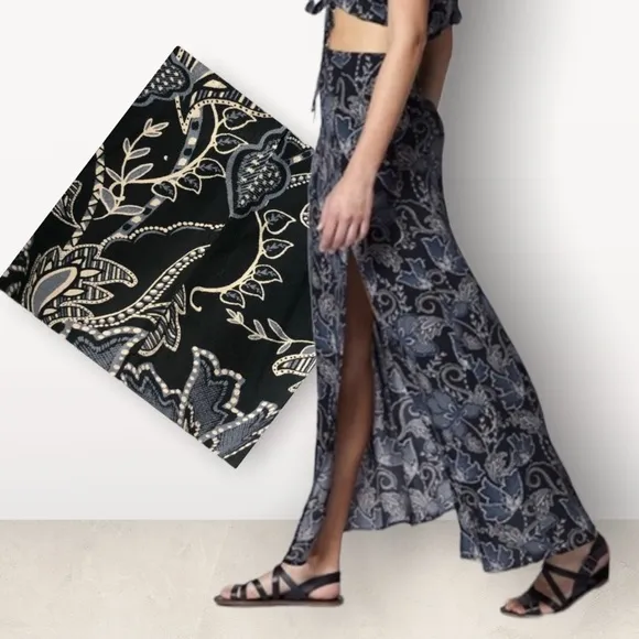Sanctuary Phoenix Wild Flower Side Slit Maxi Skirt