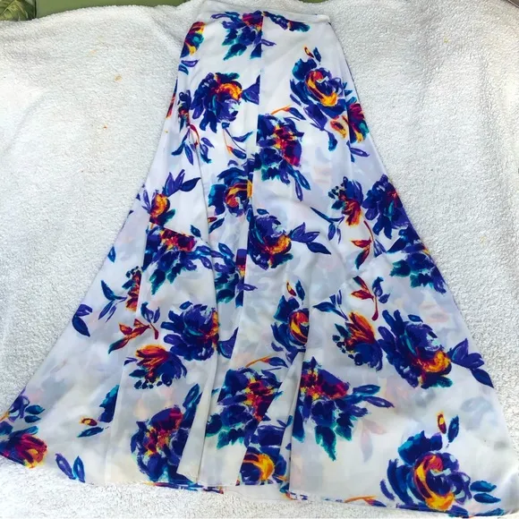 Show Me Your Mumu maxi skirt Princess Di floral Petal Paint small blue white