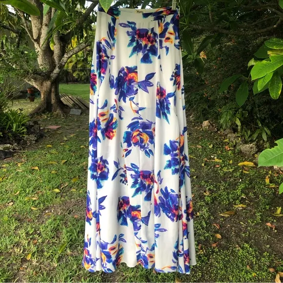 Show Me Your Mumu maxi skirt Princess Di floral Petal Paint small blue white
