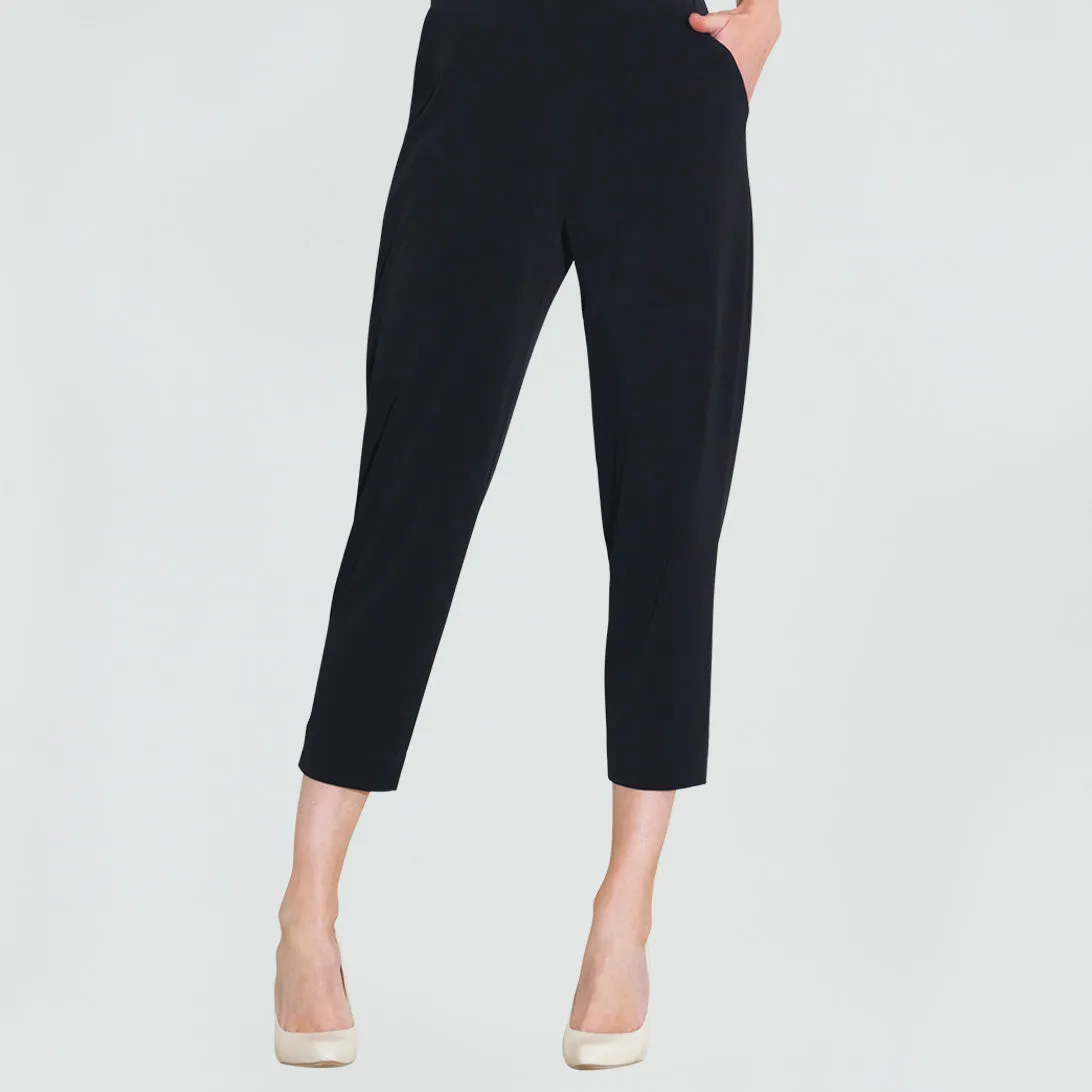 Signature Jogger Pocket Capri - Black