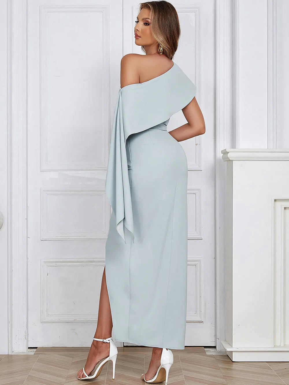 Sleeveless Forward Fork Maxi Bodycon Dress HB02460