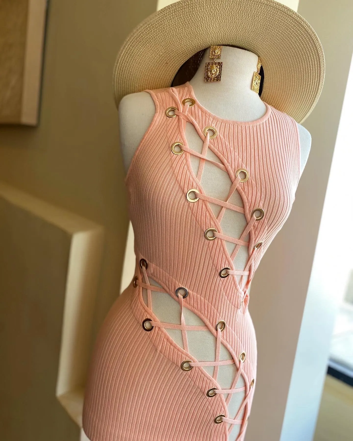 Sleeveless Grommet Maxi Dress