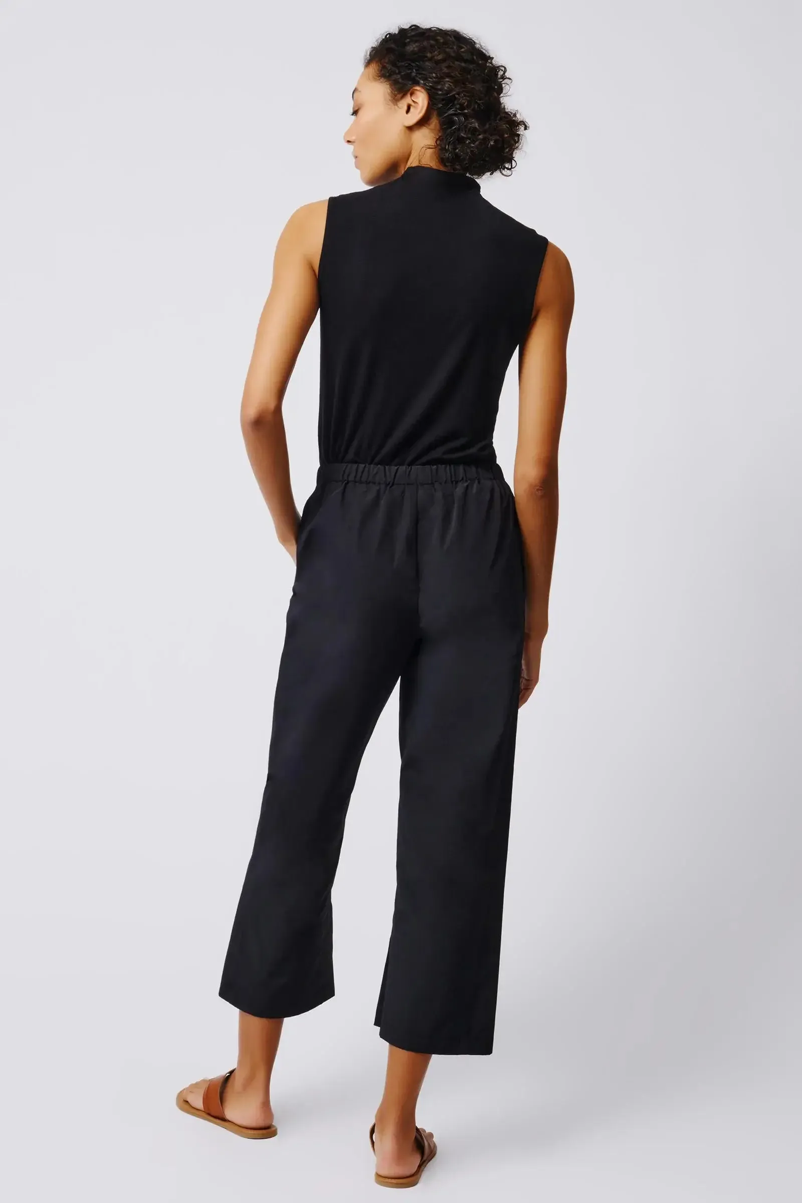 Split Hem Capri in Black