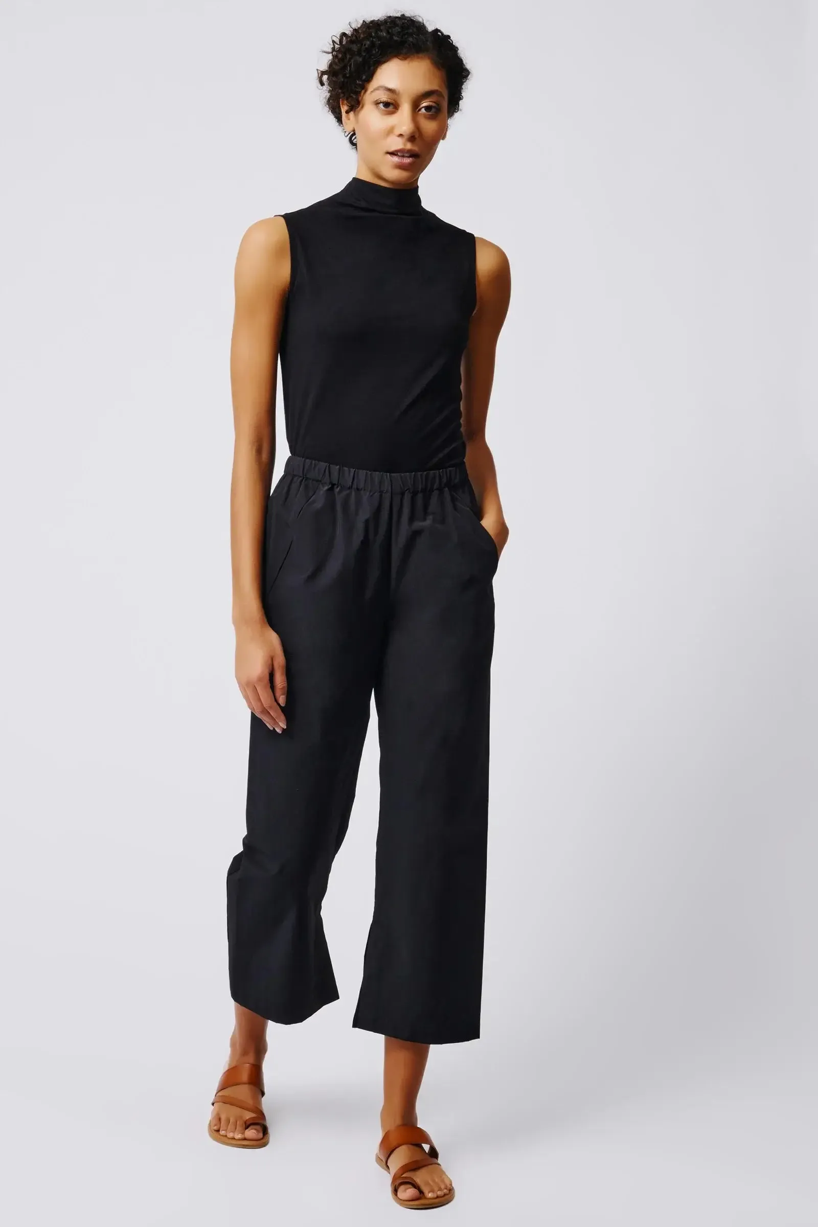 Split Hem Capri in Black