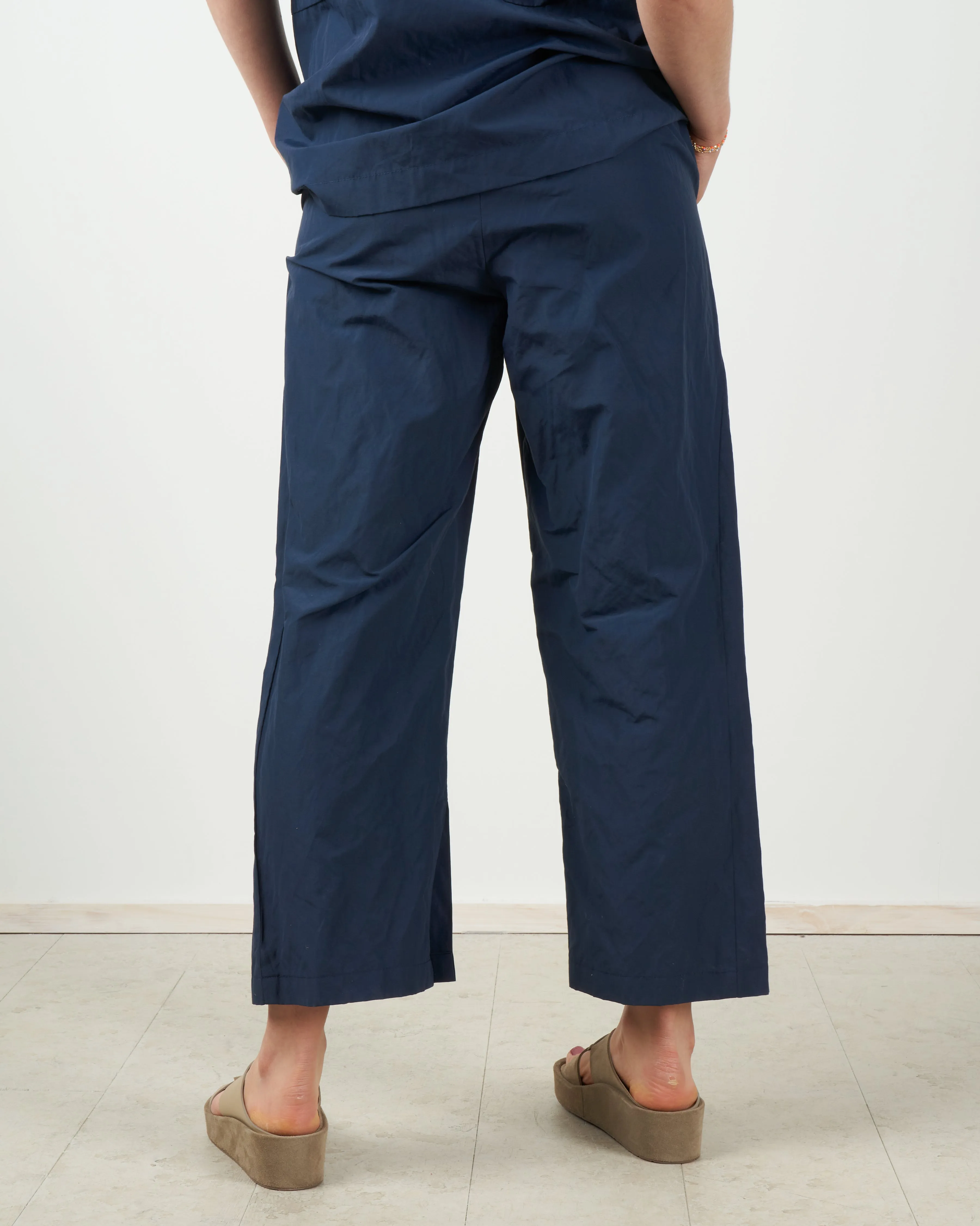 split hem capri pant - navy