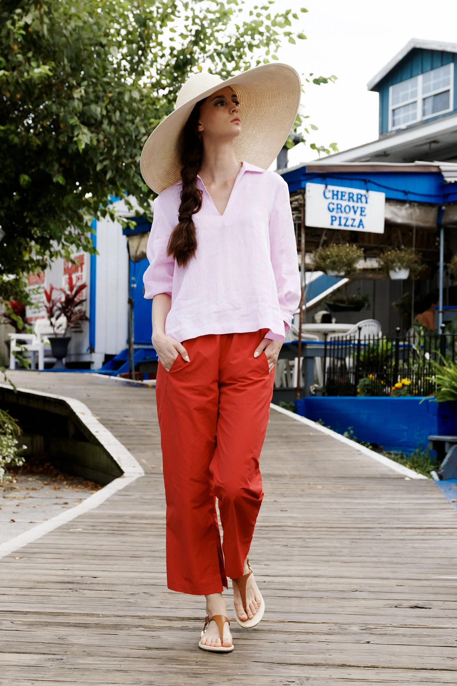 Split Hem Capri - Red Broadcloth