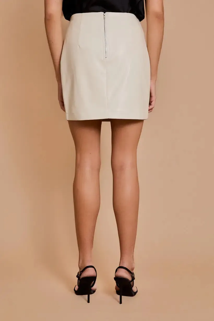 SPLIT HEM FAUX LEATHER MINI SKIRT