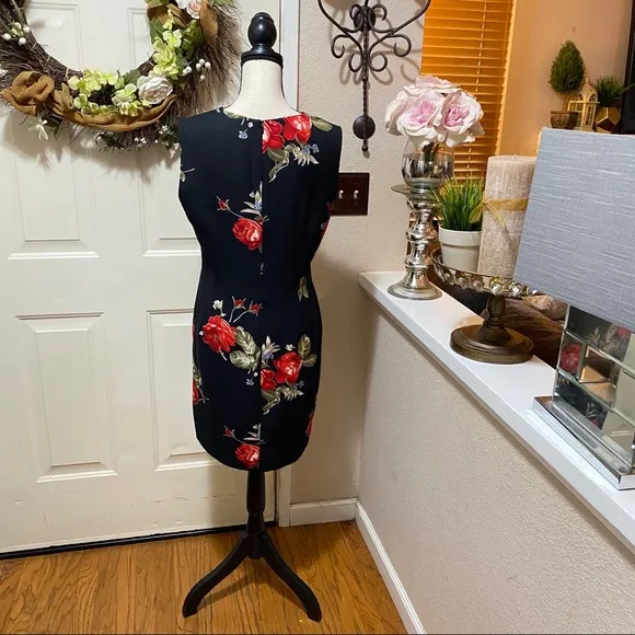 Taiga Paris Black Floral Print Vintage SheathDress