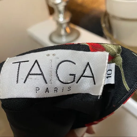 Taiga Paris Black Floral Print Vintage SheathDress