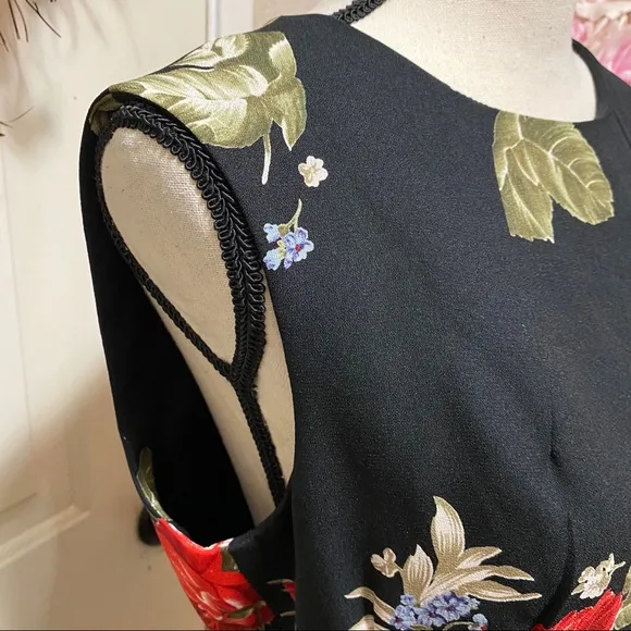 Taiga Paris Black Floral Print Vintage SheathDress
