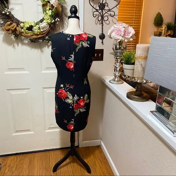 Taiga Paris Black Floral Print Vintage SheathDress