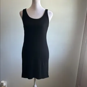 [TALENTLESS] Black Ribbed Sleeveless Dress - Size Large
