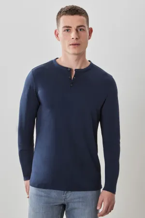 The Barakett Long-Sleeve Henley - Blue Night