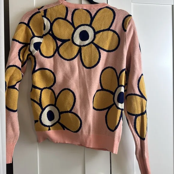 THML Pink flower Knit Sweater Size M/ Medium.