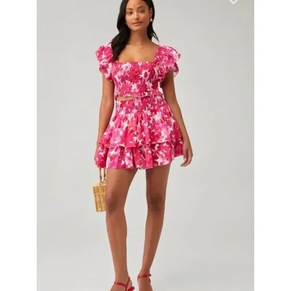 Tiare Hawaii Olivia Skirt Fiji Flowers Pink NWT - Size XS/S