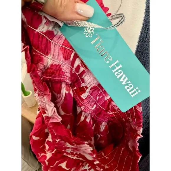 Tiare Hawaii Olivia Skirt Fiji Flowers Pink NWT - Size XS/S