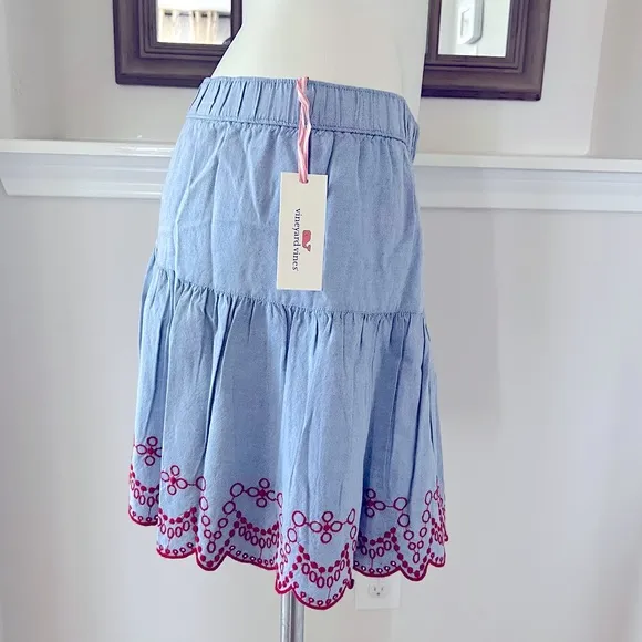 Vineyard Vines Mini Skirt Embroidered Flounce Pull-On Size M NWT $88.00