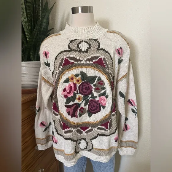 Vintage Handknitted Floral Embroidered Knit Sweater by C.I.E Express Medium