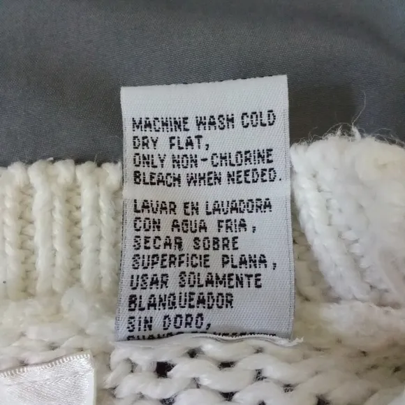 Women's Needles &amp; Yarn Sweater Oversized Multi Knit Floral White Sweater Ribbed