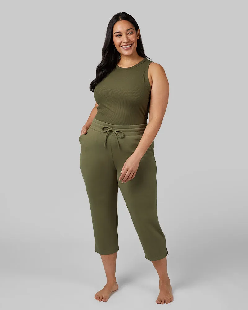 WOMEN'S STUDIO TECH CAPRI