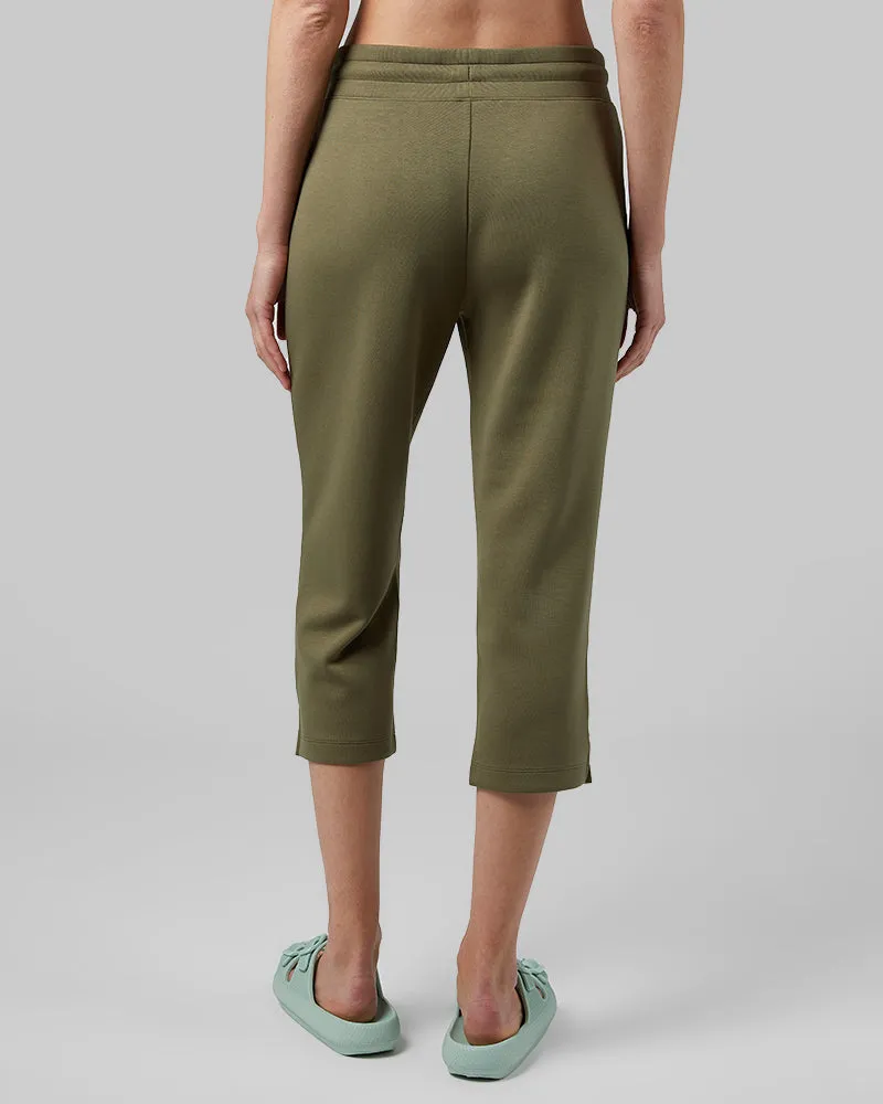 WOMEN'S STUDIO TECH CAPRI