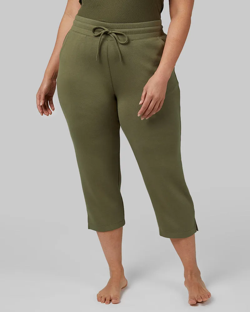 WOMEN'S STUDIO TECH CAPRI